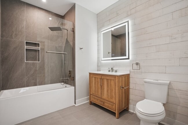 Photo - Fairview Plaza