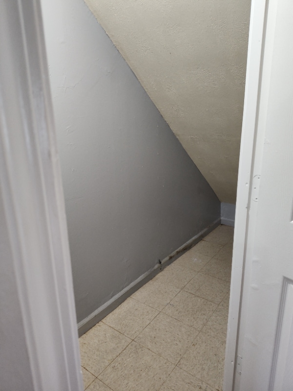 Building Photo - 14 N Ritchie Ave Rental