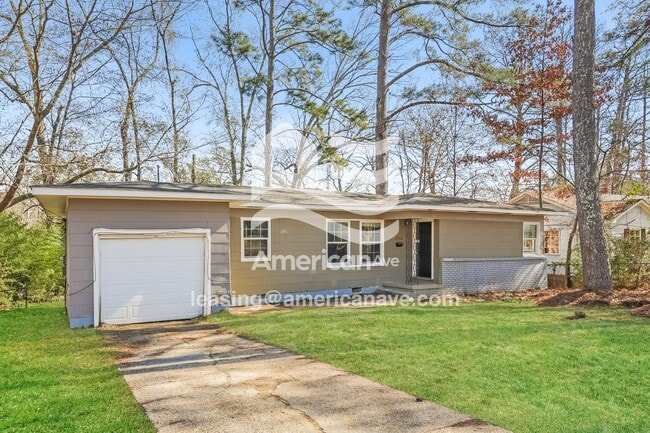 Photo - 2556 Paden St