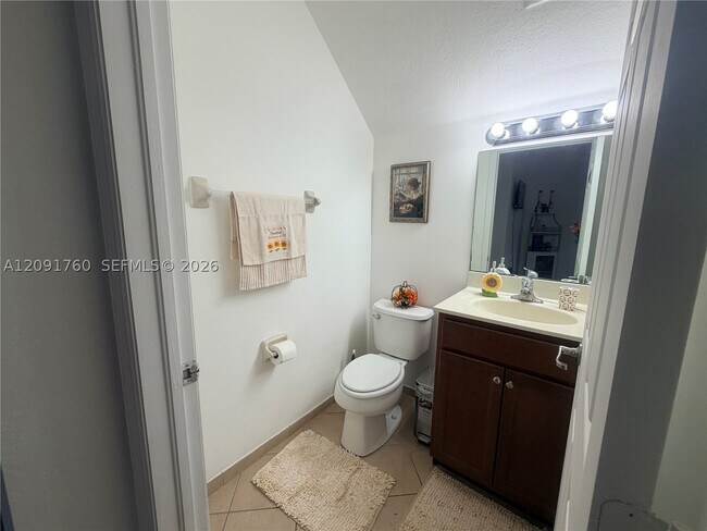 648 SE 32nd Ave
