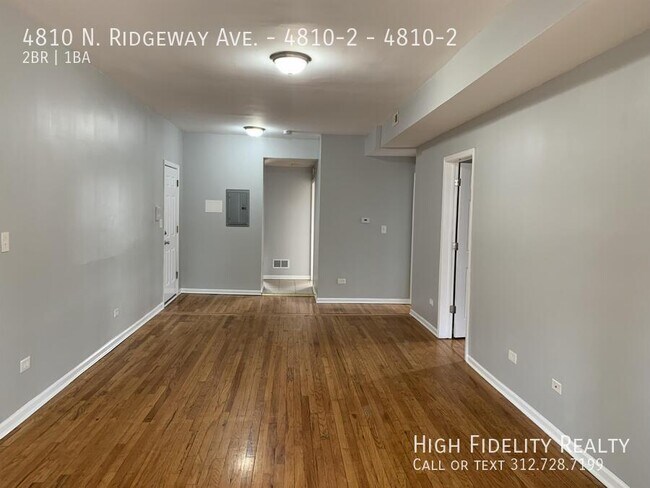Photo - 4810 N Ridgeway Ave Unit 4810-2