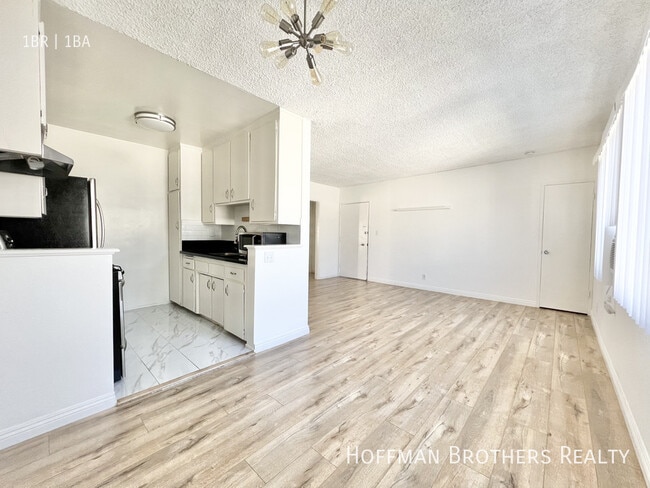 3655 Midvale Ave Unit 14