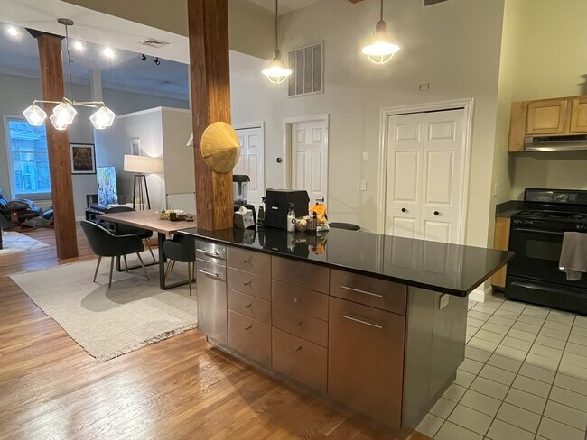 Photo - 253 Norfolk St Condo Unit 1-4