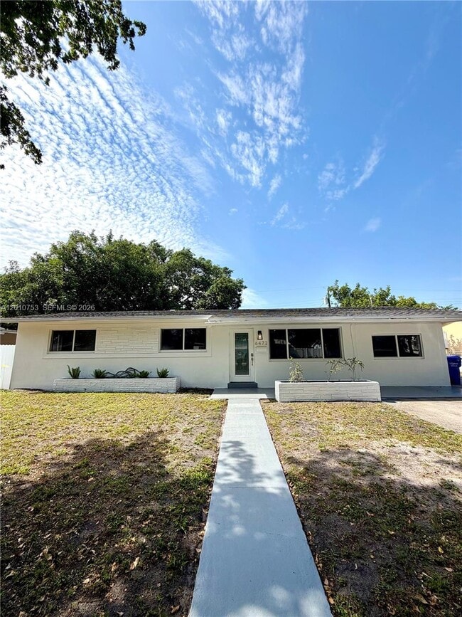 Building Photo - 6472 Johnson St