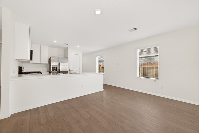Photo - 16846 Spotted Oak Dr