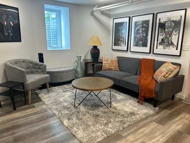 643 Grand Ave Unit 643 Grand Avenue