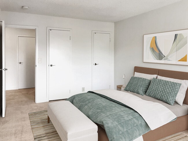 Photo - Towne Towers