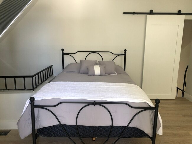 Photo - 1412 N Crescent Heights Blvd Unit 203