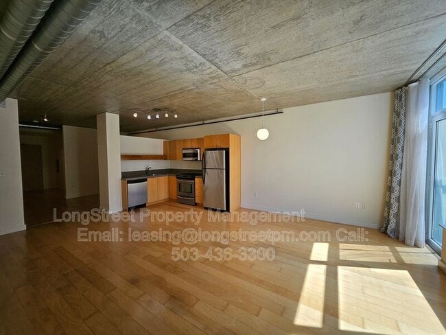Photo - 1926 W Burnside St Unit 1108