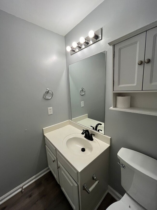 Photo - 3934 Cherokee Woods Way Unit 11-101 - B