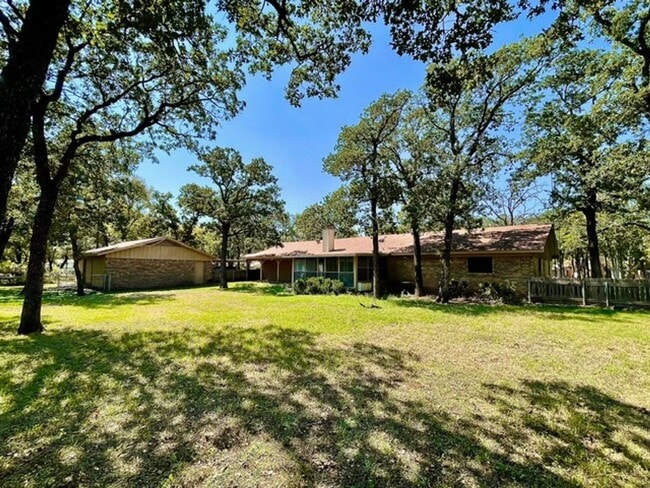 Photo - Quiet Community Living in Elm Mott