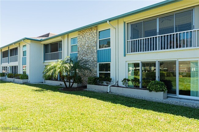 Photo - 325 Charlemagne Blvd Unit A108