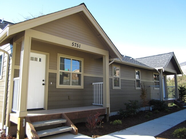 FA5751 - FA5751 Apartment Unit 101