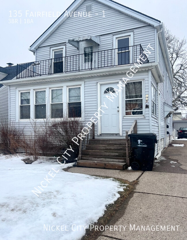 Building Photo - 135 Fairfield Ave Unit 1