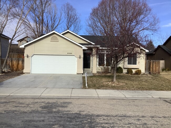 Building Photo - 8580 W Dulcimer St