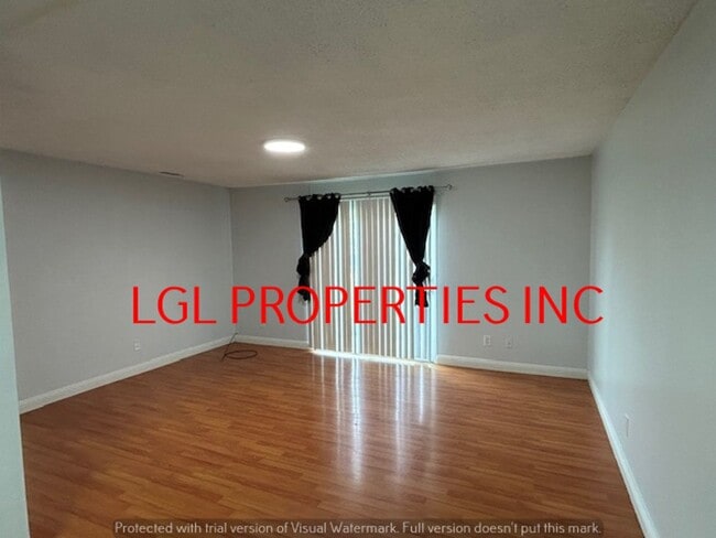 Photo - 7708 25th St