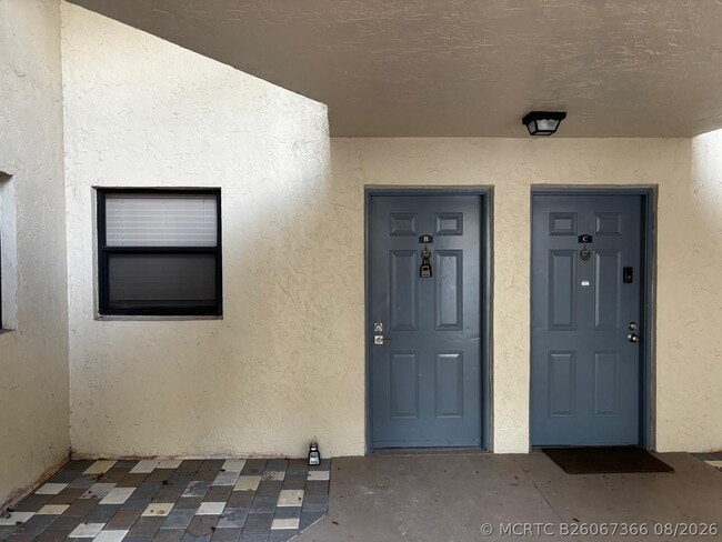 1515 Lake Crystal Dr Unidad B