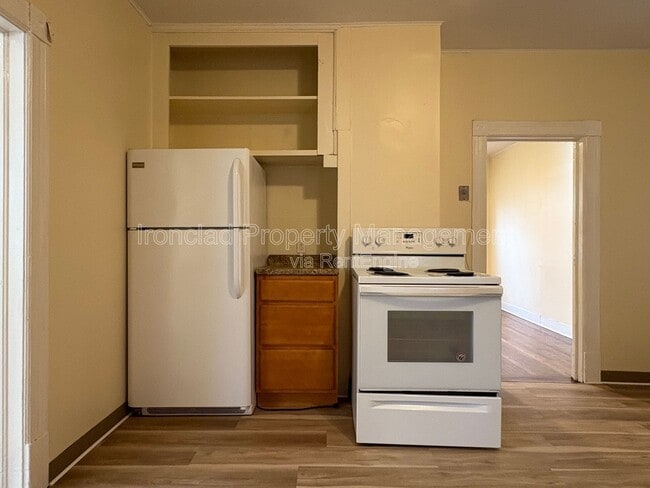 Photo - 36 Walnut St Unit 2