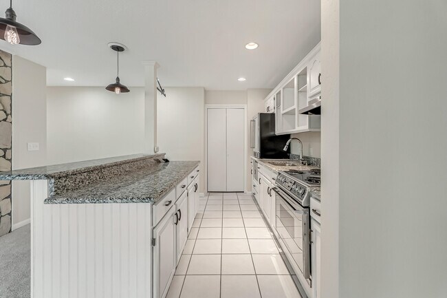 Photo - 297 Wava Ave