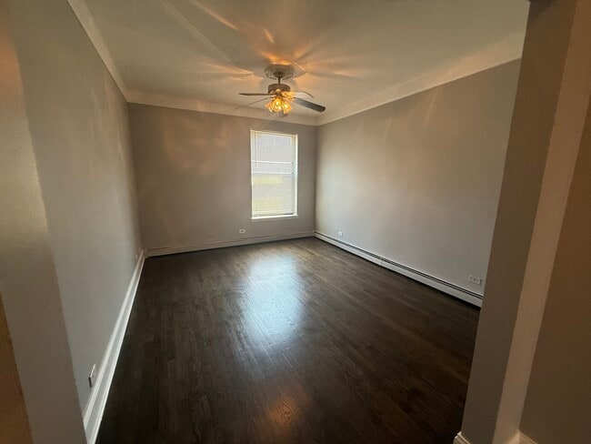 Photo - 368 E 59th St Unit 3