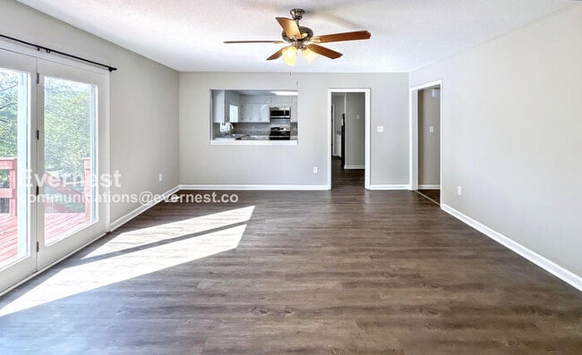 Photo - 2113 Stapp Dr NE