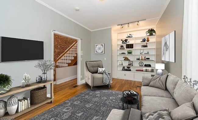 Photo - 47 Webster Ave