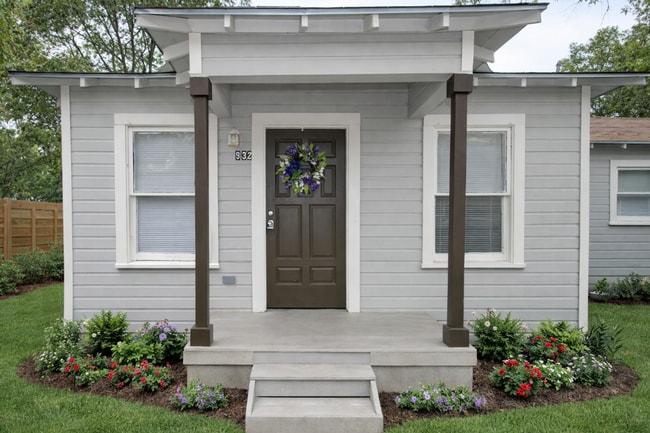 Building Photo - 932 Poinsettia St Unit 1