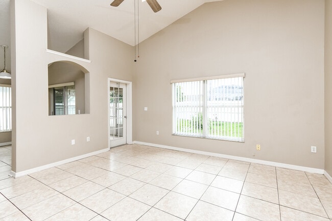 Photo - 2404 Black Powder Ln