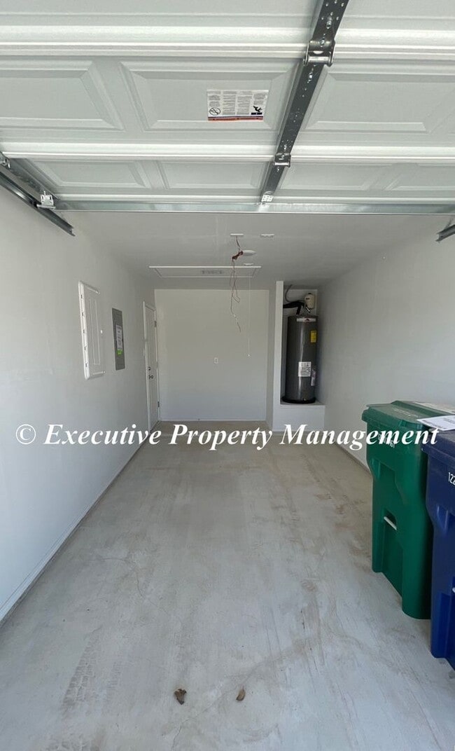 Photo - 1211 Lexington Dr