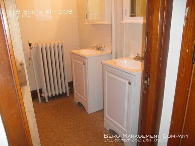 Two Bedroom One Bath - Two Bedroom One Bath Apartment Unit 208