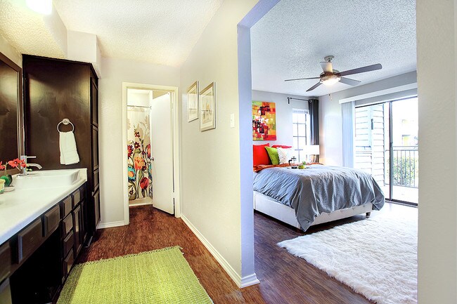 Master Bed/Bath