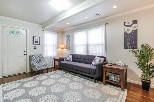 Photo - 2404 Thornton Rd Unit A