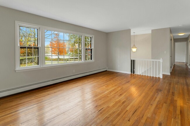 Photo - 64 Jelliff Mill Rd