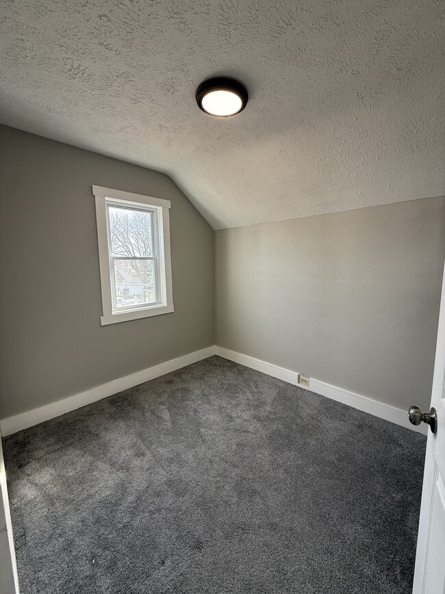 Bedroom - 4009 Muriel Ave