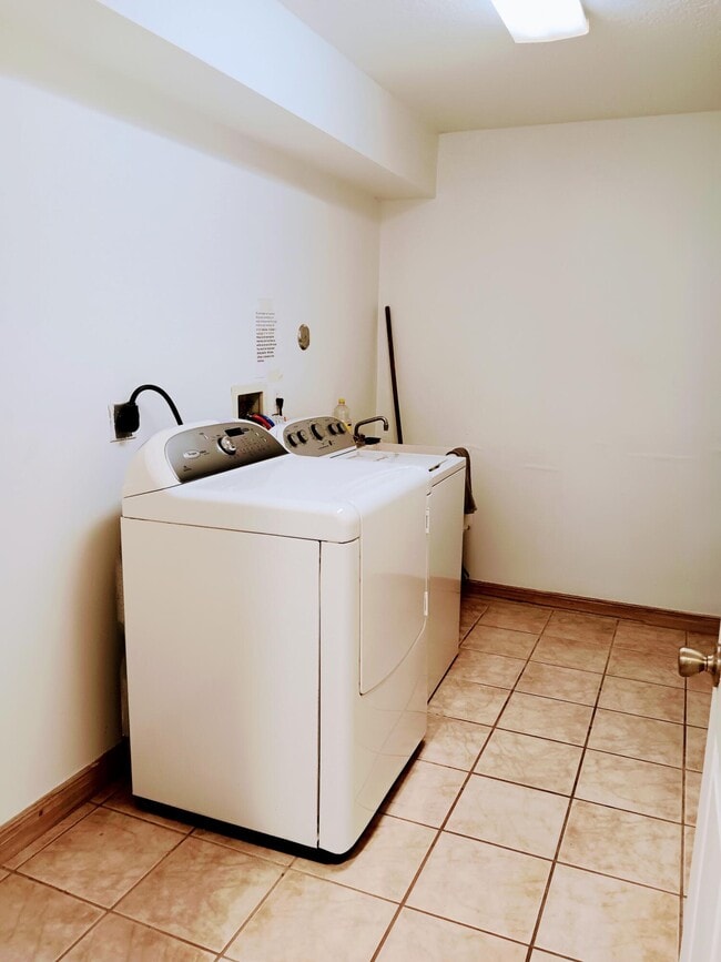 Photo - 1236 Block Island Rd