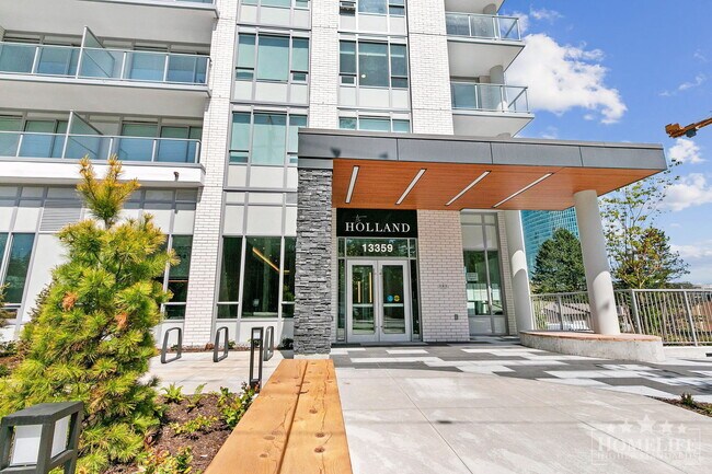 Presenting this stunning 2-bedroom, 1-bathroom home on the 21st floor of The Holland in the heart...