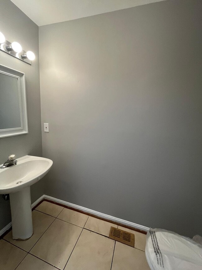 Photo - 4674 Mews Dr