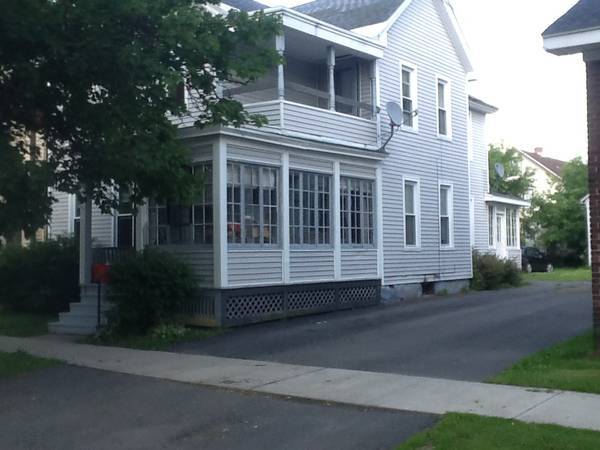 Exterior - 1029 Downer Ave Unidad 11029 Downer Ave