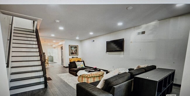 Photo - 2070 E Dauphin St