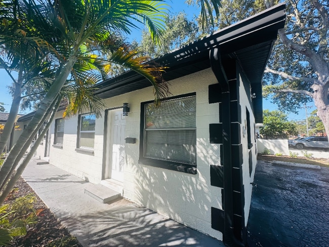 Photo - 618 93rd Ave N Unidad 5