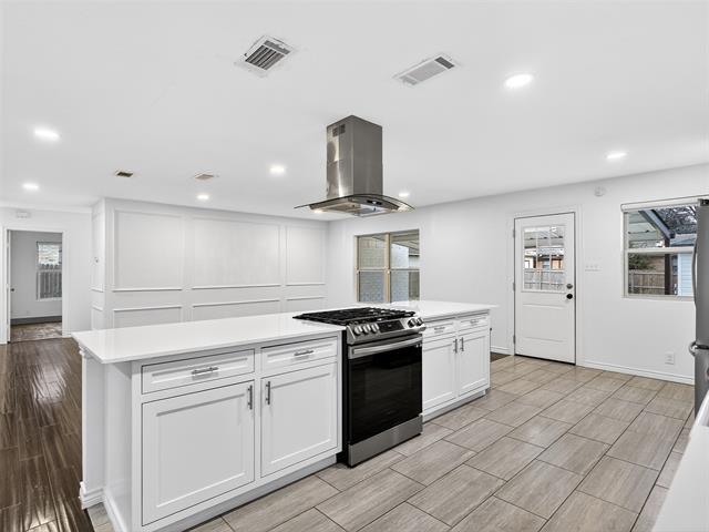 Photo - 1808 Oates Dr