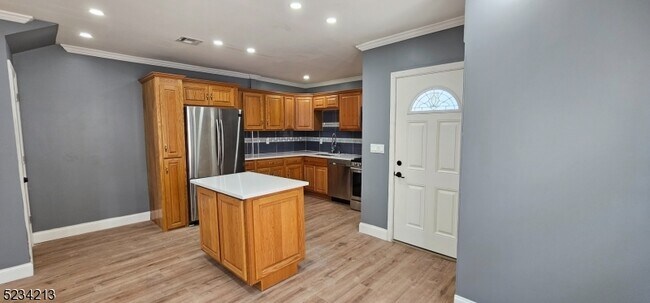 Photo - 10 Brunswick Ave