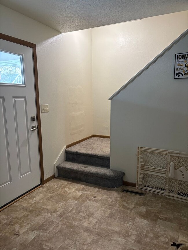 Photo - Large 5 BR/5bath Great Location!