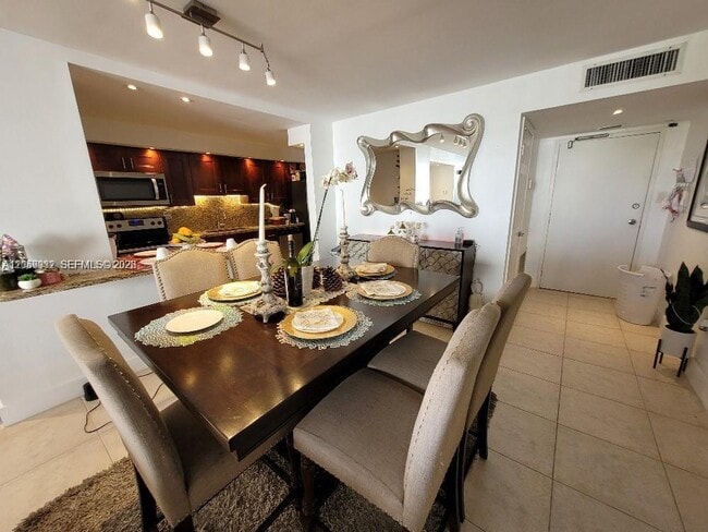 Photo - 18081 Biscayne Blvd Unidad 602