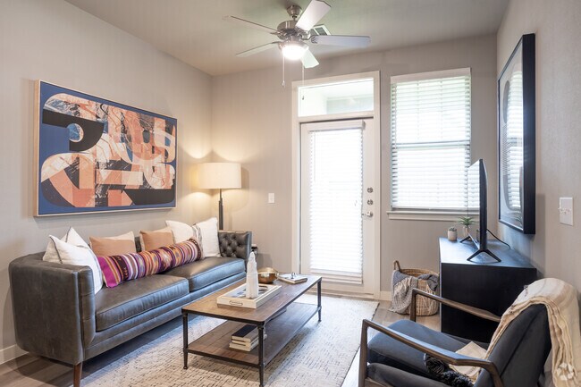 3BR, 2BA - 1208SF