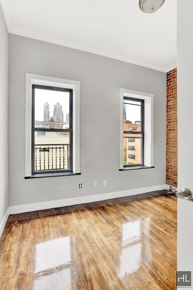 Photo - W 52ND ST. Apartamento Unidad 11E