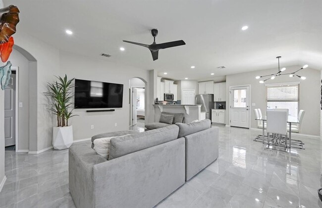 Photo - 249 Noddy Rd