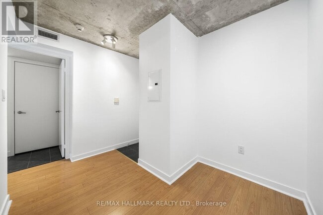 Photo - 11 Brunel Ct Unit 1702