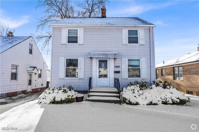Building Photo - 13012 Willard Ave Rental