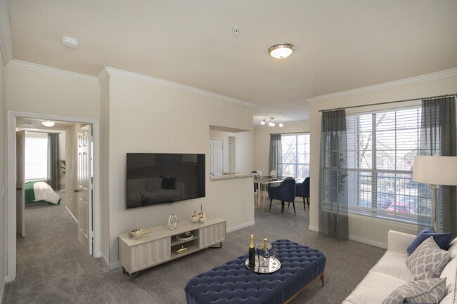 Pinnacle Heights Apartments